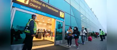 Minsa confirma que casos de COVID-19 llegó a 824,985 y fallecidos a 32,665 Minsa confirma que casos de COVID-19 llegó a 824,985 y fallecidos a 32,665