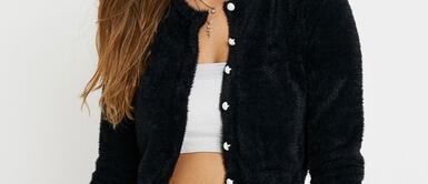 Micro cardigans, la nueva y versátil tendencia del momento Micro cardigans, la nueva y versátil tendencia del momento