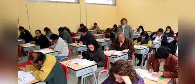 Congreso aprobó ley que repone a profesores que no aprobaron examen Congreso aprobó ley que repone a profesores que no aprobaron examen