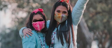 Tula Rodríguez y su hija enternecen luciendo coloridos matching looks Tula Rodríguez y su hija enternecen luciendo coloridos matching looks