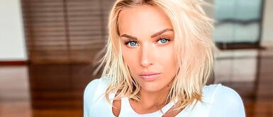 Irina Baeva paraliza las calles de New York con look de botas XL Irina Baeva paraliza las calles de New York con look de botas XL