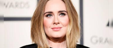 Adele reaparece en televisión con deslumbrante outfit de terciopelo Adele reaparece en televisión con deslumbrante outfit de terciopelo