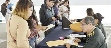 PNP lanza oferta laboral con sueldos de 1200 hasta 1500 soles PNP lanza oferta laboral con sueldos de 1200 hasta 1500 soles