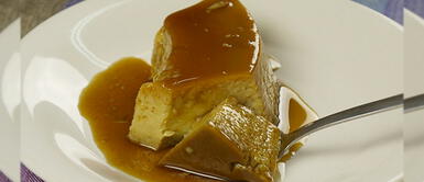 Crema volteada con leche de almendras: ¡Consistencia y sabor espectacular! Crema volteada con leche de almendras: ¡Consistencia y sabor espectacular!