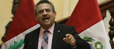 Manuel Merino: "El combate a la corrupción, que agobia al pueblo peruano, será implacable" Manuel Merino: "El combate a la corrupción, que agobia al pueblo peruano, será implacable"