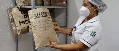 Con frases emotivas, enfermeras apoyan en la atención de pacientes con COVID-19 Con frases emotivas, enfermeras apoyan en la atención de pacientes con COVID-19