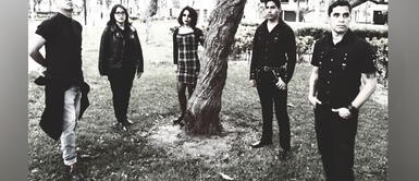 Banda Extraño Silencio graba disco con integrantes en sus casas Banda Extraño Silencio graba disco con integrantes en sus casas