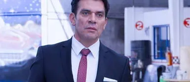 Jorge Salinas alarma a sus fans al no poder caminar bien y usar con bastón Jorge Salinas alarma a sus fans al no poder caminar bien y usar con bastón