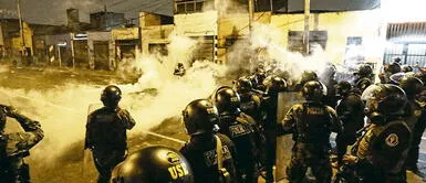 Imágenes de seguridad confirman represión policial durante protestas contra Merino Imágenes de seguridad confirman represión policial durante protestas contra Merino