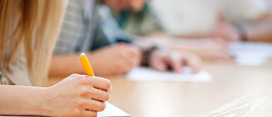 ¿Estás por culminar el colegio? Ingresa aquí y decide tu futuro profesional ¿Estás por culminar el colegio? Ingresa aquí y decide tu futuro profesional