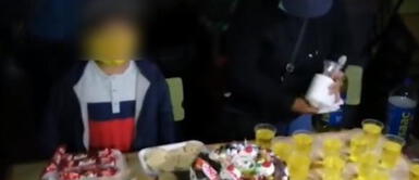 Paro agrario en Ica: Niño celebra su cumpleaños junto a pasajeros Paro agrario en Ica: Niño celebra su cumpleaños junto a pasajeros