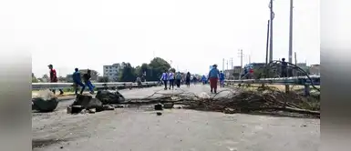 Vuelven a bloquear la Panamericana Norte. Esta vez, por muerte de Jorge Muñoz Vuelven a bloquear la Panamericana Norte. Esta vez, por muerte de Jorge Muñoz