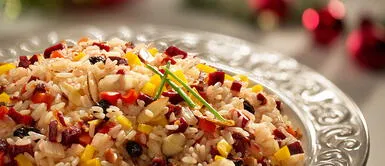 Arroz navideño con tocino y frutos secos: la guarnición perfecta para acompañar el pavo Arroz navideño con tocino y frutos secos: la guarnición perfecta para acompañar el pavo