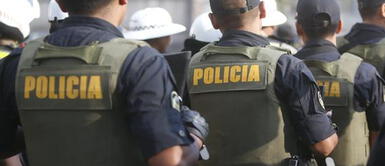 Dos policías son acusados de quedarse con 700 soles y celular de joven que intervinieron Dos policías son acusados de quedarse con 700 soles y celular de joven que intervinieron