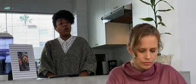 'Aislados La serie' toca el tema de la escasez de camas UCI en la pandemia 'Aislados La serie' toca el tema de la escasez de camas UCI en la pandemia