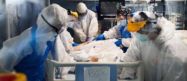 Doctora pierde habilidad de hablar y escribir tras pasar más de dos meses en UCI por COVID-19 Doctora pierde habilidad de hablar y escribir tras pasar más de dos meses en UCI por COVID-19