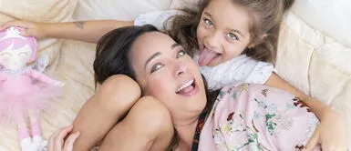 Tartán, el estampado estrella del outfit navideño de la hija de Adamari López Tartán, el estampado estrella del outfit navideño de la hija de Adamari López