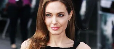 Aceite de té de árbol, el santo grial que salvó la cabellera de Angelina Jolie Aceite de té de árbol, el santo grial que salvó la cabellera de Angelina Jolie