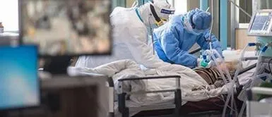 Familiares de fallecido con COVID-19 atacaron a funcionarios de hospital Familiares de fallecido con COVID-19 atacaron a funcionarios de hospital