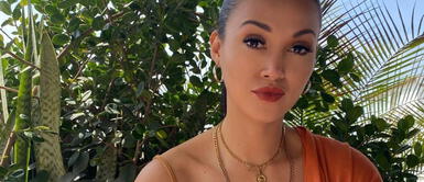 Angie Arizaga estrena elegante traje de baño lavanda en tendencia para este 2021 Angie Arizaga estrena elegante traje de baño lavanda en tendencia para este 2021