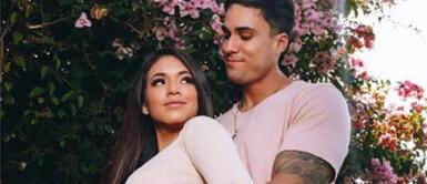 Jazmín Pinedo y Gino Assereto fueron captados juntos en la playa Jazmín Pinedo y Gino Assereto fueron captados juntos en la playa