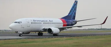 Indonesia: Avión con 56 pasajeros "desapareció del radar" cuando se encontraba sobre el océano Indonesia: Avión con 56 pasajeros "desapareció del radar" cuando se encontraba sobre el océano