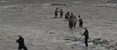 Siete menores son rescatados en el río Rímac Siete menores son rescatados en el río Rímac