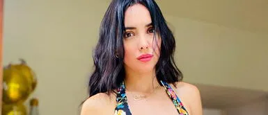Rosángela Espinoza confirma el regreso de las cadenas con magnético bikini negro Rosángela Espinoza confirma el regreso de las cadenas con magnético bikini negro