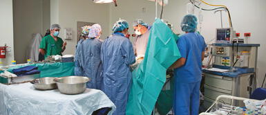 Doctora recibe cadáver de su hijo de 8 años cuando se encontraba de turno en hospital Doctora recibe cadáver de su hijo de 8 años cuando se encontraba de turno en hospital