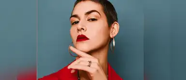 Anahí de Cárdenas abraza la tendencia de bikinis texturizados con un versátil diseño Anahí de Cárdenas abraza la tendencia de bikinis texturizados con un versátil diseño