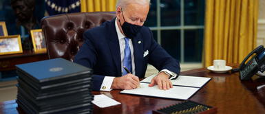 Biden levanta prohibición de Trump y permite a personas transgénero enlistarse en el ejército Biden levanta prohibición de Trump y permite a personas transgénero enlistarse en el ejército