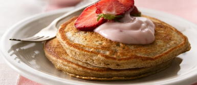 Empieza tus mañanas llena de energías con estos panqueques integrales Empieza tus mañanas llena de energías con estos panqueques integrales