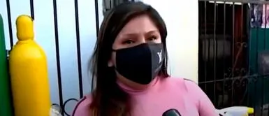 Callao: Familiar de paciente COVID-19 rompe en llanto en cola para recargar oxígeno medicinal Callao: Familiar de paciente COVID-19 rompe en llanto en cola para recargar oxígeno medicinal