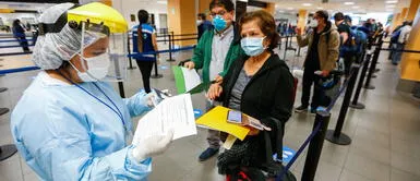 Pasajeros podrán hacerse prueba de descarte de covid-19 en aeropuerto Jorge Chávez Pasajeros podrán hacerse prueba de descarte de covid-19 en aeropuerto Jorge Chávez