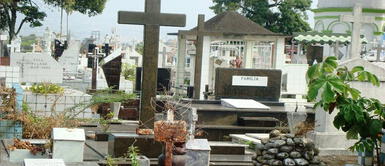 Mujer ocultó que tenía la COVID-19 y en 42 días murió toda su familia Mujer ocultó que tenía la COVID-19 y en 42 días murió toda su familia