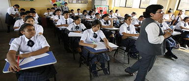 Minedu: “El año escolar 2021 será más parecido al 2020 que al 2019” Minedu: “El año escolar 2021 será más parecido al 2020 que al 2019”