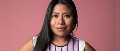 Yalitza Aparicio sorprende con imponente traje de látex para portada de revista Yalitza Aparicio sorprende con imponente traje de látex para portada de revista