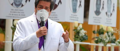 Miguel Palacios: "En mi calidad de decano del CMP he solicitado ser el último en vacunarme" Miguel Palacios: "En mi calidad de decano del CMP he solicitado ser el último en vacunarme"