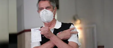 Presidente Sagasti tras recibir la vacuna contra COVID-19: "No dolió nada" Presidente Sagasti tras recibir la vacuna contra COVID-19: "No dolió nada"