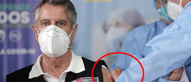 Es FALSO que Francisco Sagasti fue vacunado con una jeringa sin aguja Es FALSO que Francisco Sagasti fue vacunado con una jeringa sin aguja