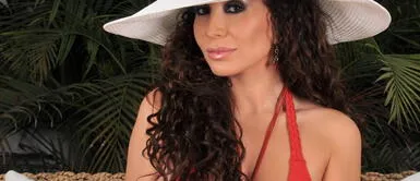 Janet Barboza se suma a la tendencia 'cut out' con un flamante vestido rojizo Janet Barboza se suma a la tendencia 'cut out' con un flamante vestido rojizo