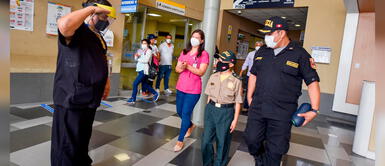 San Borja: Niño de 9 años con cáncer cumple su deseo de ser capitán de la PNP San Borja: Niño de 9 años con cáncer cumple su deseo de ser capitán de la PNP