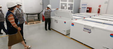 Comenzó distribución de las 700 mil vacunas de Sinopharm tras cuatro días de su arribo Comenzó distribución de las 700 mil vacunas de Sinopharm tras cuatro días de su arribo