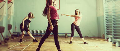 Municipalidad de Lima dicta clases gratis de bachata inscripción AQUÍ Municipalidad de Lima dicta clases gratis de bachata inscripción AQUÍ