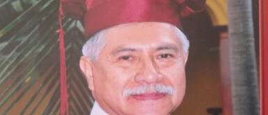 Muere de COVID-19 profesor de UNMSM que dictaba clases conectado a oxígeno Muere de COVID-19 profesor de UNMSM que dictaba clases conectado a oxígeno