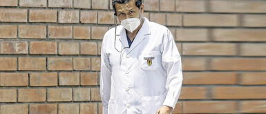 UPCH suspendió a Germán Málaga del ensayo clínico de vacuna de Sinopharm UPCH suspendió a Germán Málaga del ensayo clínico de vacuna de Sinopharm