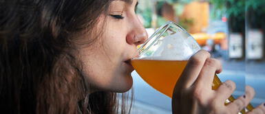 Cerveza artesanal sin alcohol: ¿Cómo beneficia al sistema óseo y los riñones? Cerveza artesanal sin alcohol: ¿Cómo beneficia al sistema óseo y los riñones?