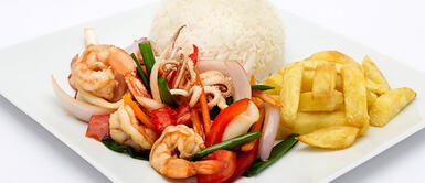 Saltado de mariscos: ¡Lo mejor de la comida marina! Prepáralo al toque, este verano Saltado de mariscos: ¡Lo mejor de la comida marina! Prepáralo al toque, este verano