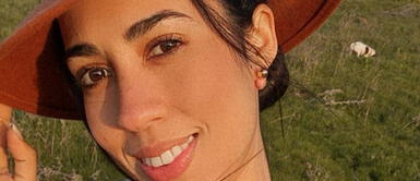 Joi Sánchez comparte su pasión por la moda con un bikini 'bandeau' en tendencia Joi Sánchez comparte su pasión por la moda con un bikini 'bandeau' en tendencia