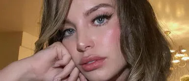 Flavia Laos incorpora un top estilo corsé que todas podemos llevar este 2021. Flavia Laos se anima por la tendencia del momento con top de corsé blanco